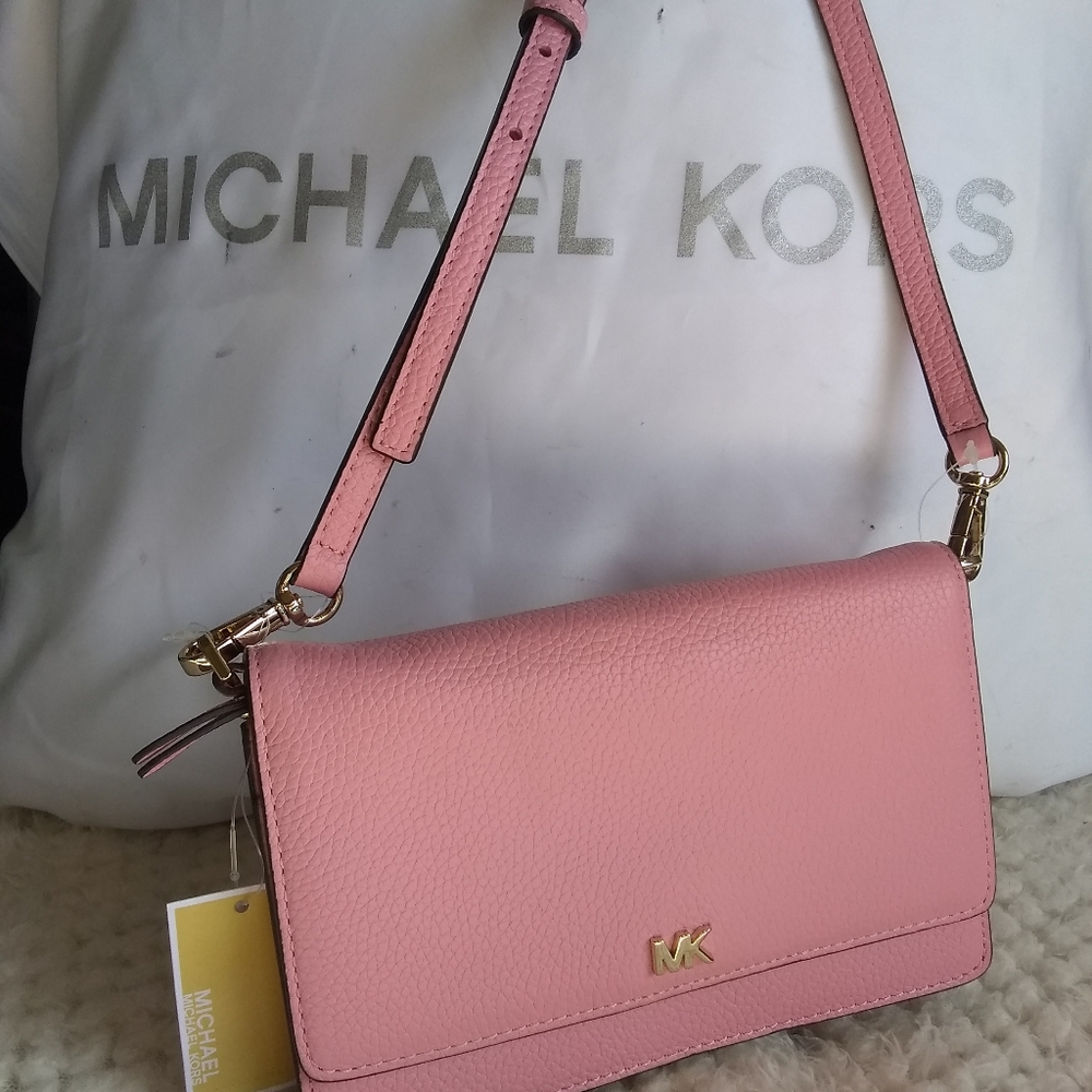 🎄🎁Michael Kors Crossbody Wristlet/Wallet
